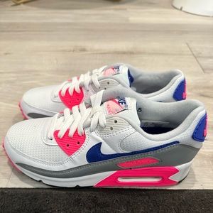 Nike Air Max Women’s Shoes size 8.5